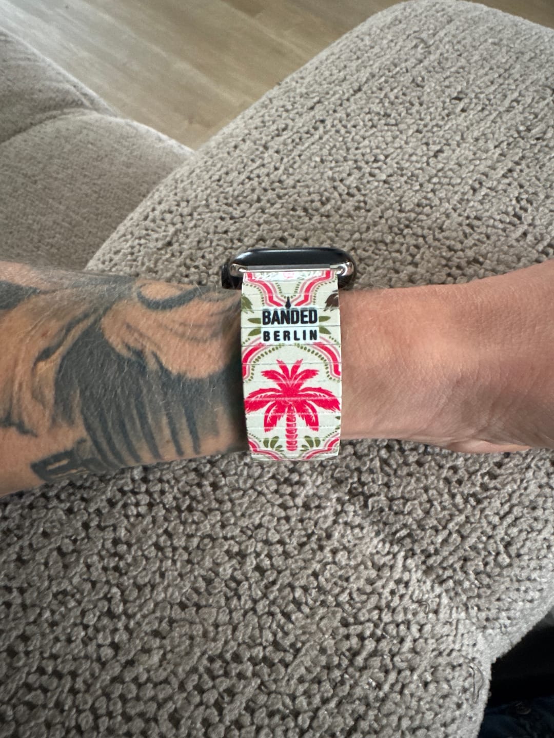Customer photo review of ALOHABIBI - Souk Soul Hibiscus - Banded for Smart Watch