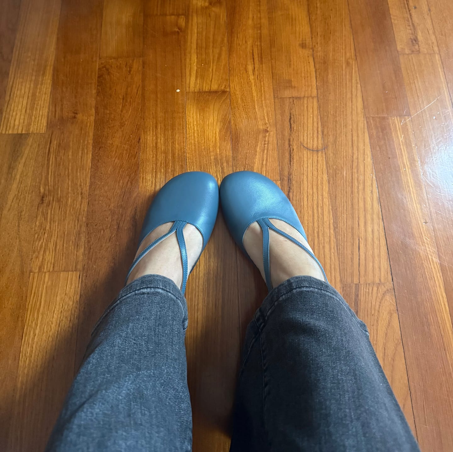 Customer photo review of Aria Ottanio scarpina bassa in nappa ottanio tacco 2,5 artigianale marchigiana