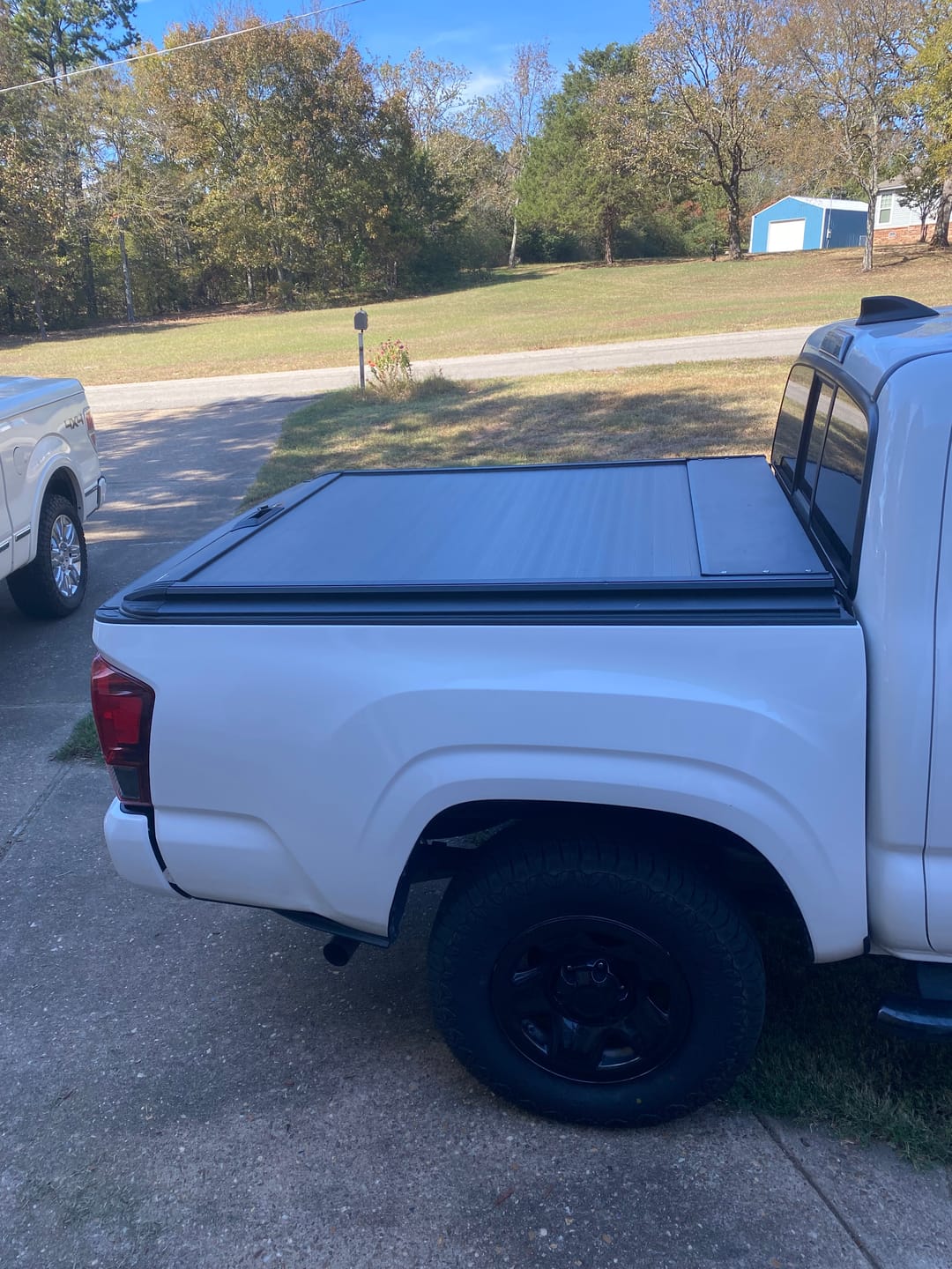 Customer photo review of OPENROAD Aluminum Retractable Tonneau Cover