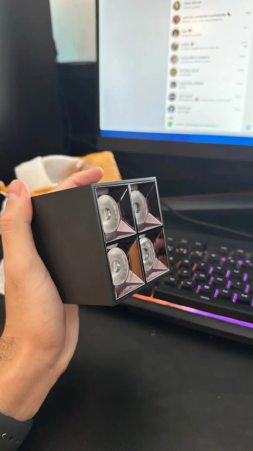 Customer photo review of Square LED Downlight, Surface Mounted, 4 or 9 Lights, 8.6–12.5 cm