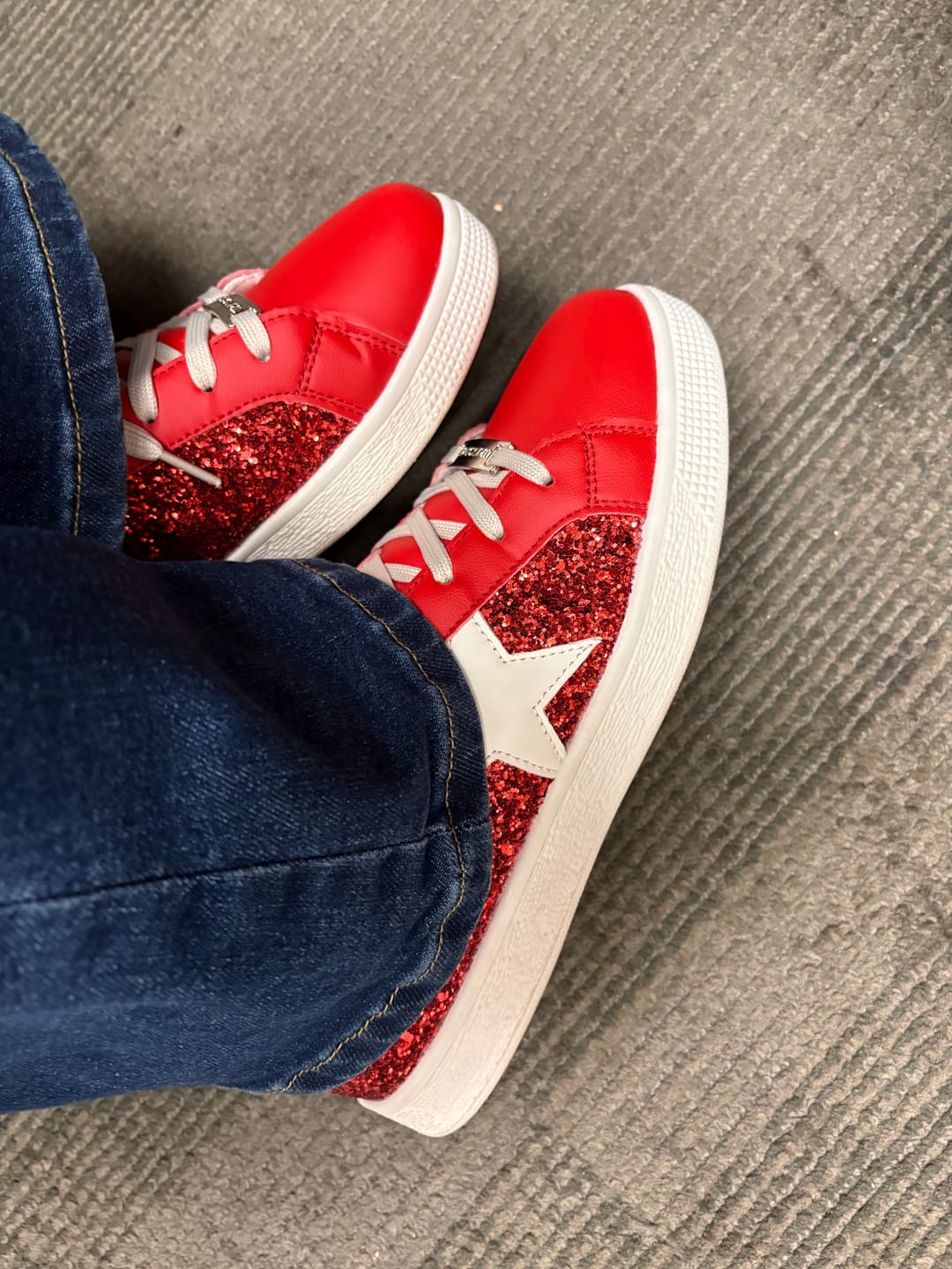 Customer photo review of Lucky Step Star Glitter Sneakers