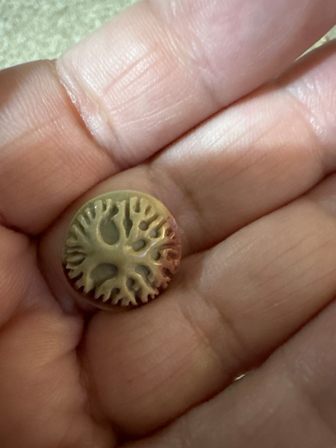 Customer photo review of Natural Crystal Carving Alashan Agate Tree Of Life