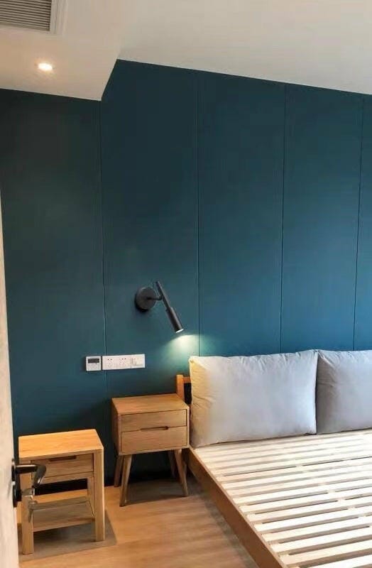 Customer photo review of Slim Black Aluminium Wall Light, Swivel Beam, Wall Sconce, 10 cm