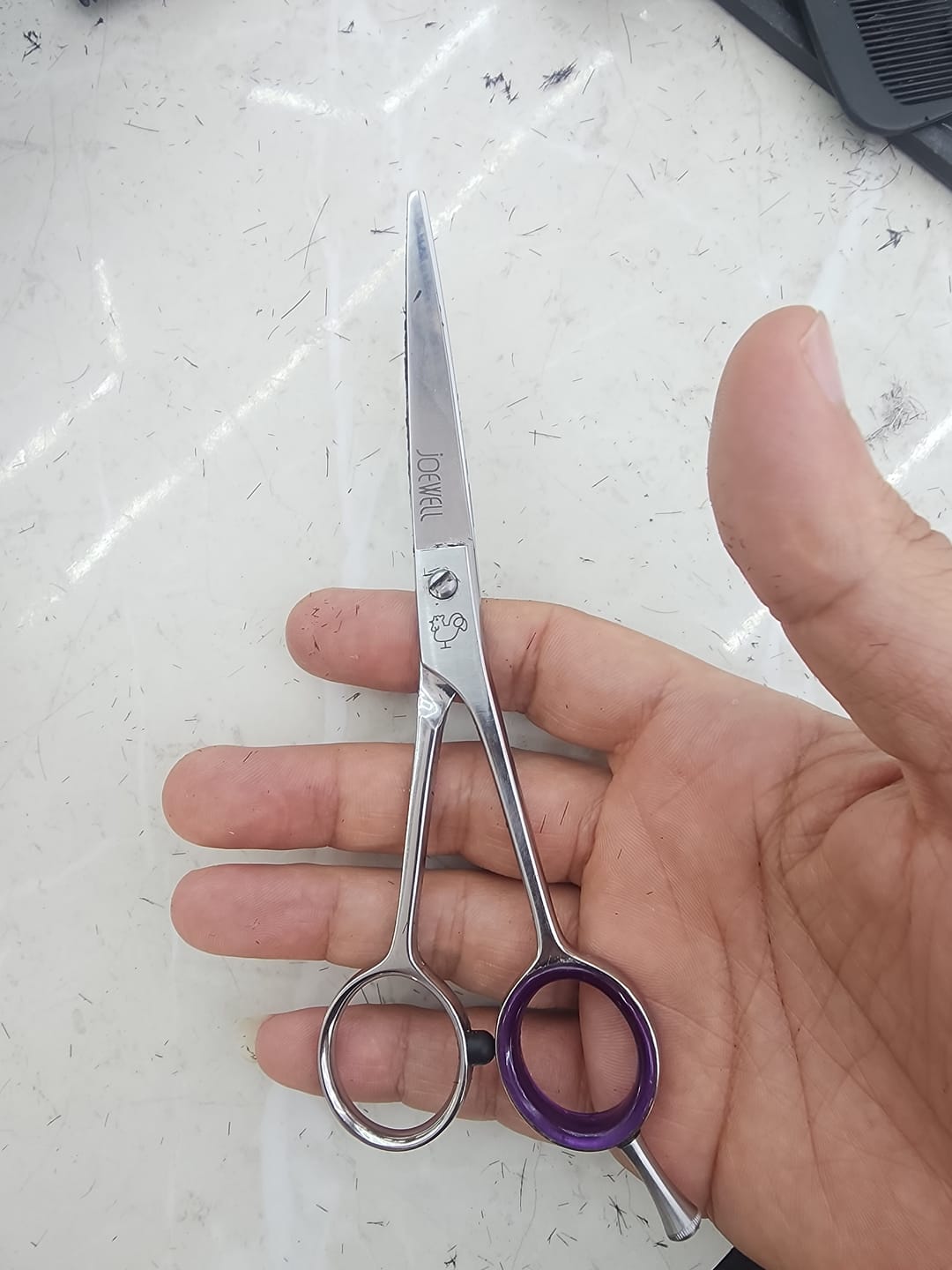 Customer photo review of Joewell Classic Hair Cutting Scissors