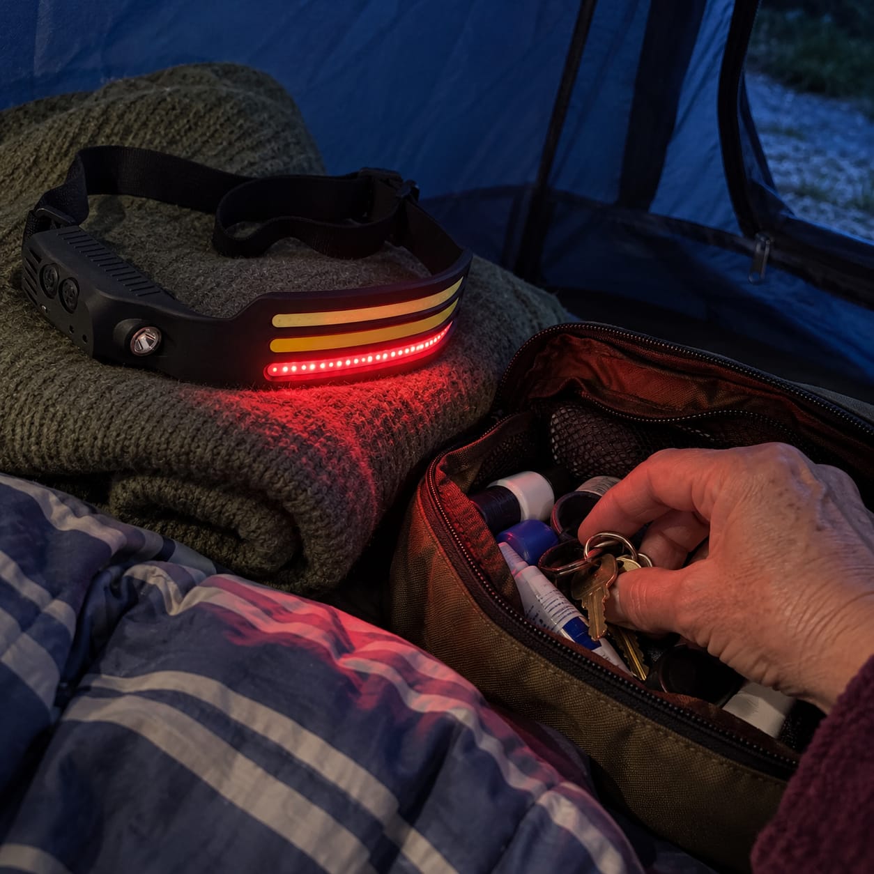Customer photo review of LeuchtPro LED-Stirnlampe mit Akku, Sensor und 3 Lichtfarben