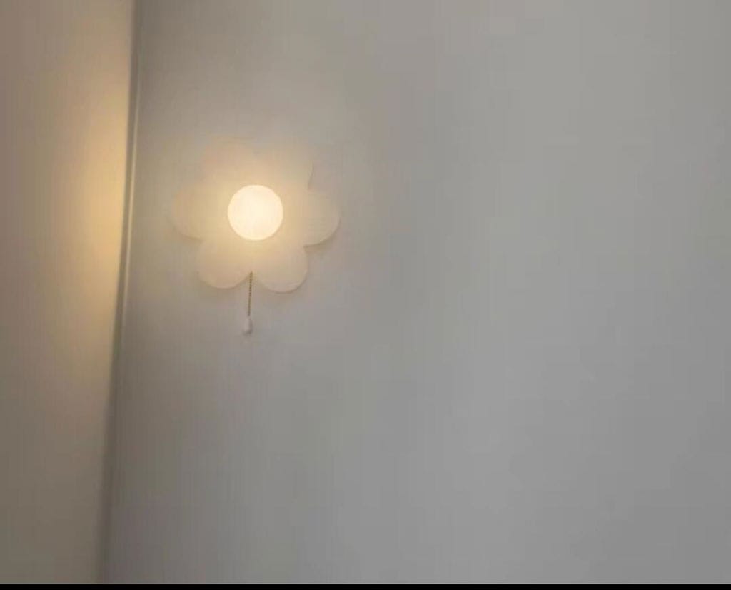 Customer photo review of Flower Wall Light, White Resin Petals, Pull Chain, Wall Sconce