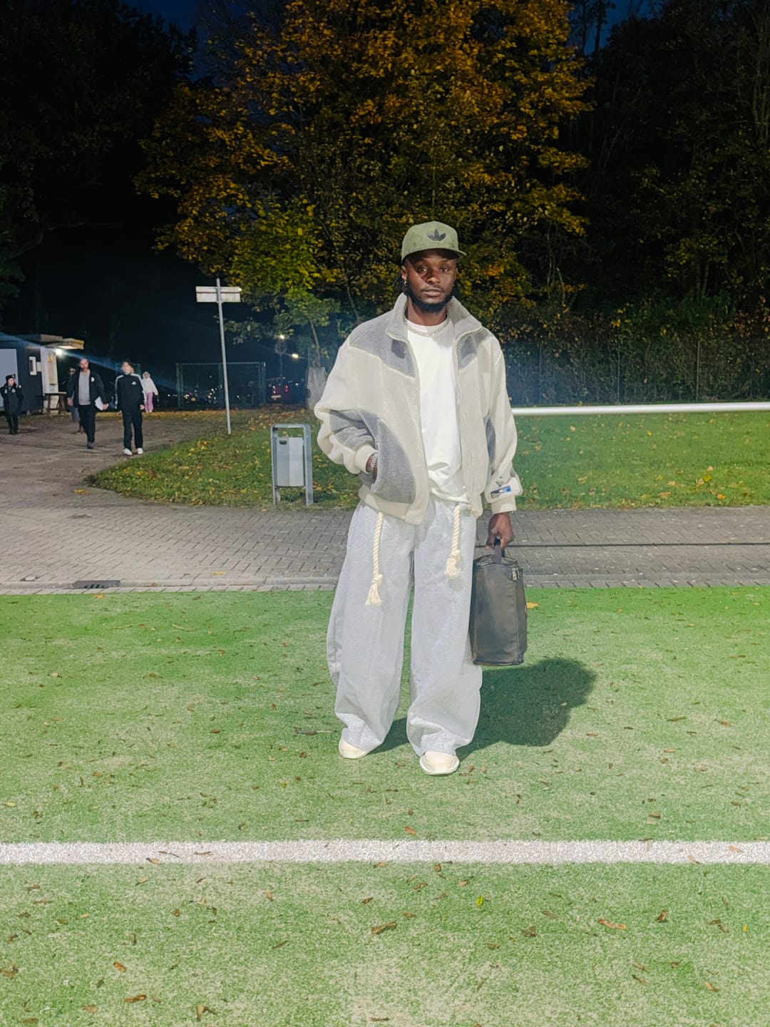 Customer photo review of Aelfric Eden Super Baggy Barrel Sweatpants