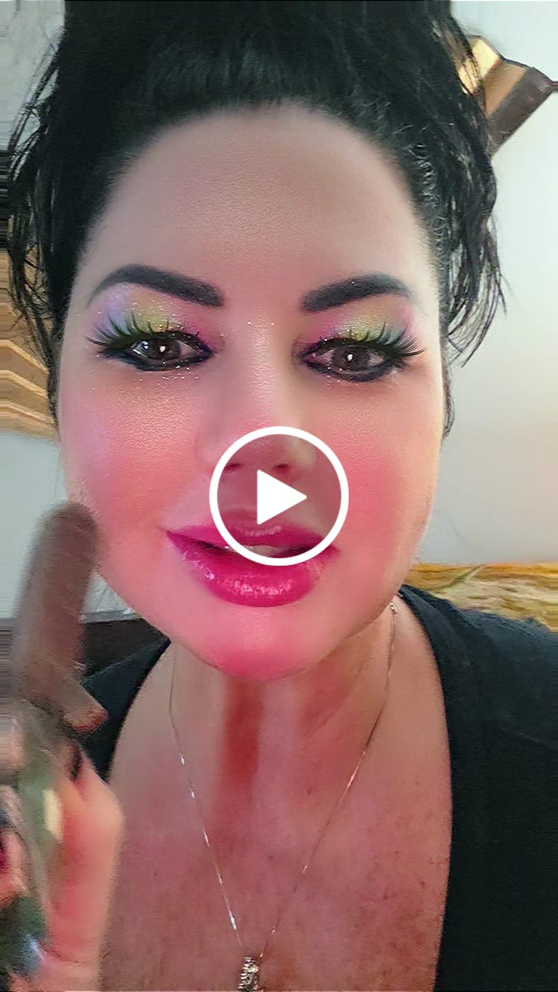 Customer video review of Dark Chocolate Aloha Caramel