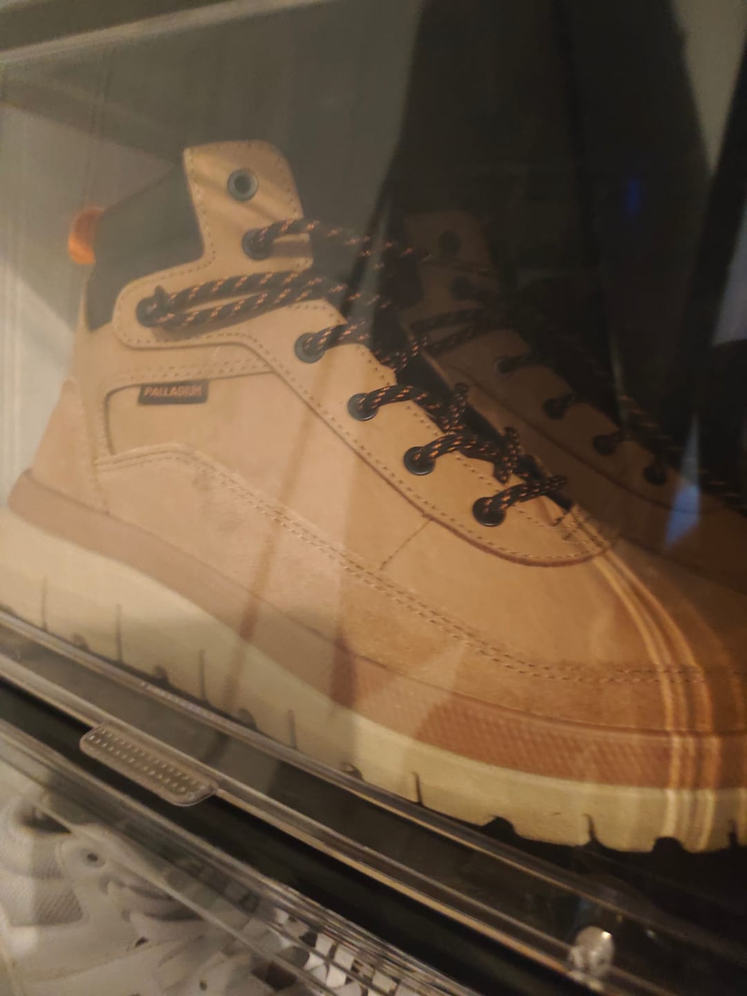 Customer photo review of Zapatilla Palladium Pallaflex Cuff M Unisex Cafe
