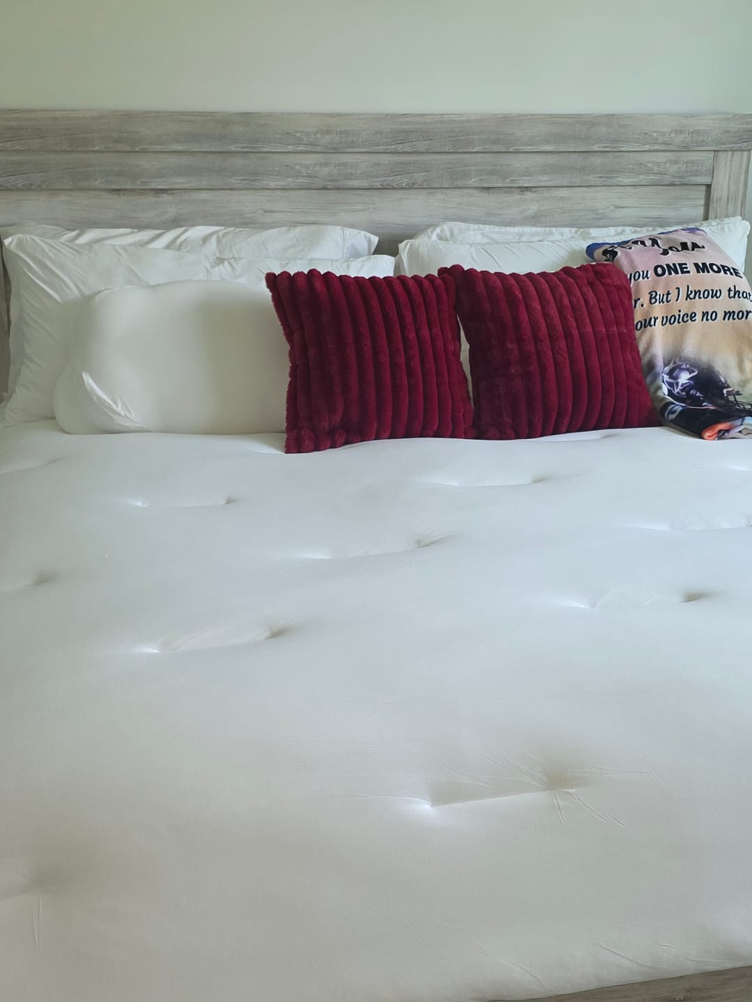 Customer photo review of MarshMellow Comforter