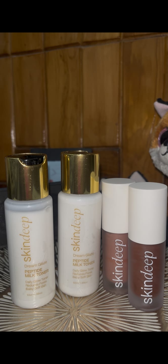 Customer photo review of Gloss POP™ - High-Shine Lip Gloss