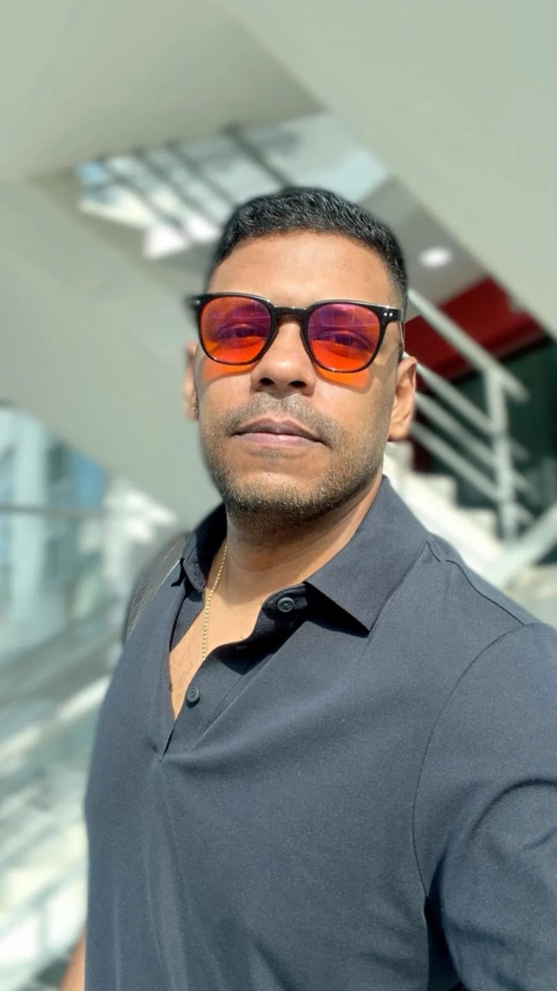 Customer photo review of NEXVOR Lentes con sistema de cuidado visual