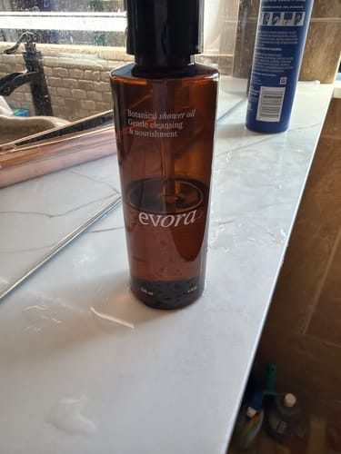 Customer photo review of Evora Botanical Shower Oil™