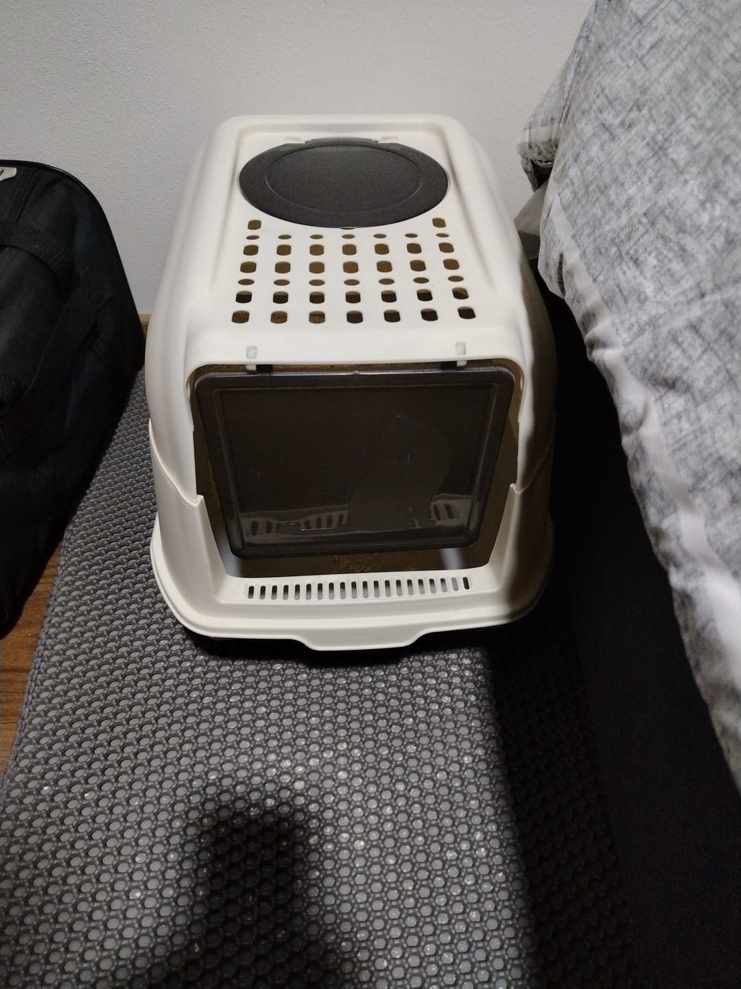 Customer photo review of CT6875 1 Pieza De Arenero Grande Modular Cerrado Y Abierto Con Doble Entrada Y Pala Para Mascota