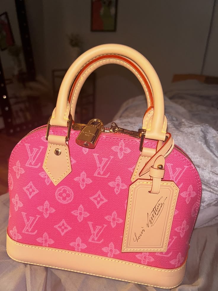Customer photo review of Alma BB Bag