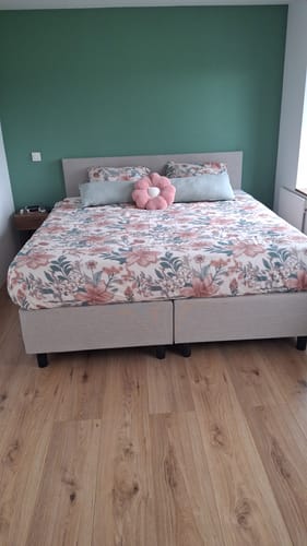 Customer photo review of Boxspring Relax (Extra hoge instap)