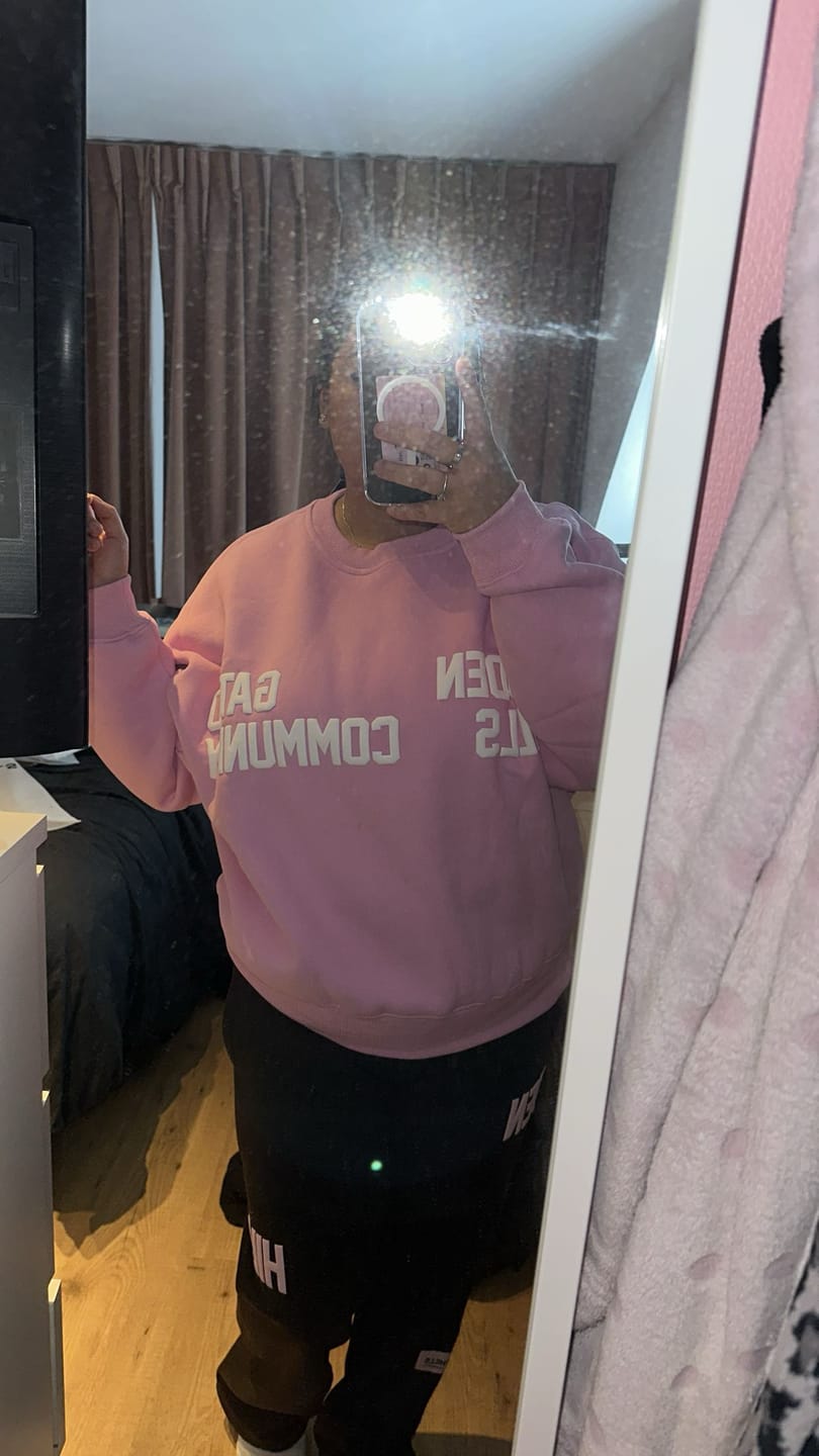 Customer photo review of GATED COMMUNITY SWEATER BUBBLEGUM PINK