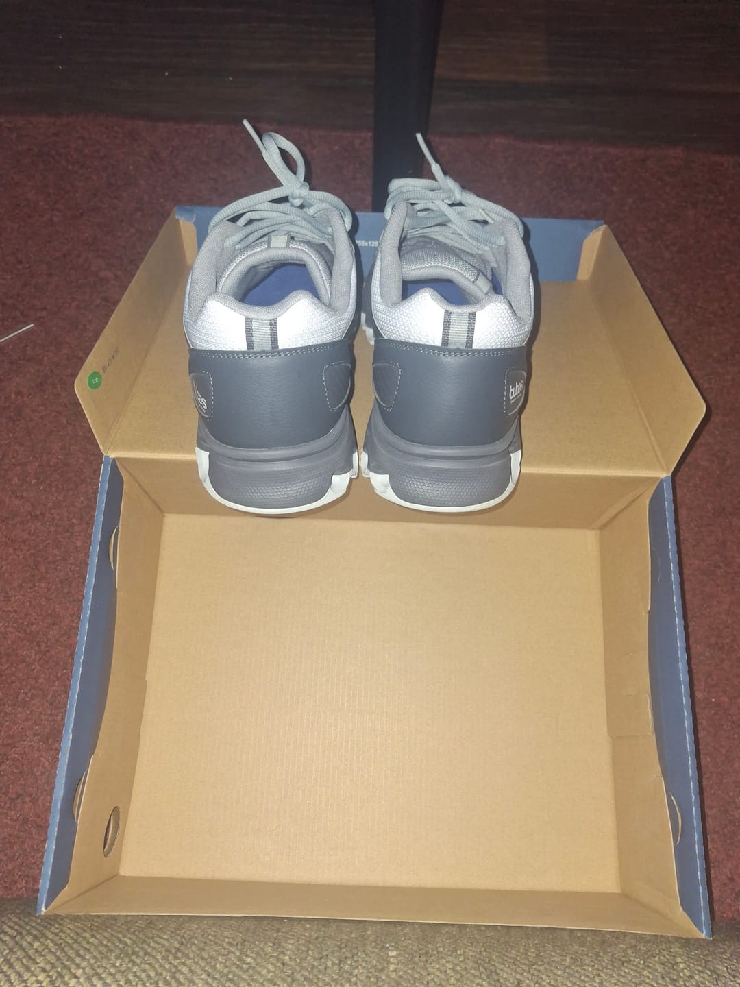Customer photo review of 07112-085-M | TUBES 200 | BLACK/ULTIMATE GRAY/ASPHALT