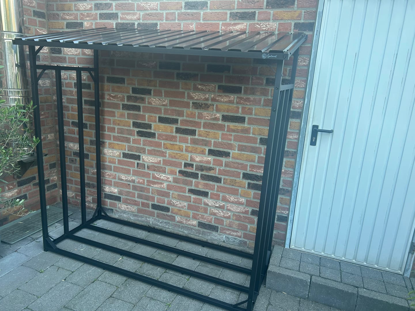 Customer photo review of Gartenzeit® Premium Kaminholzregal für den Außenbereich – 70 cm / 105 cm, extra stabil & wetterfest