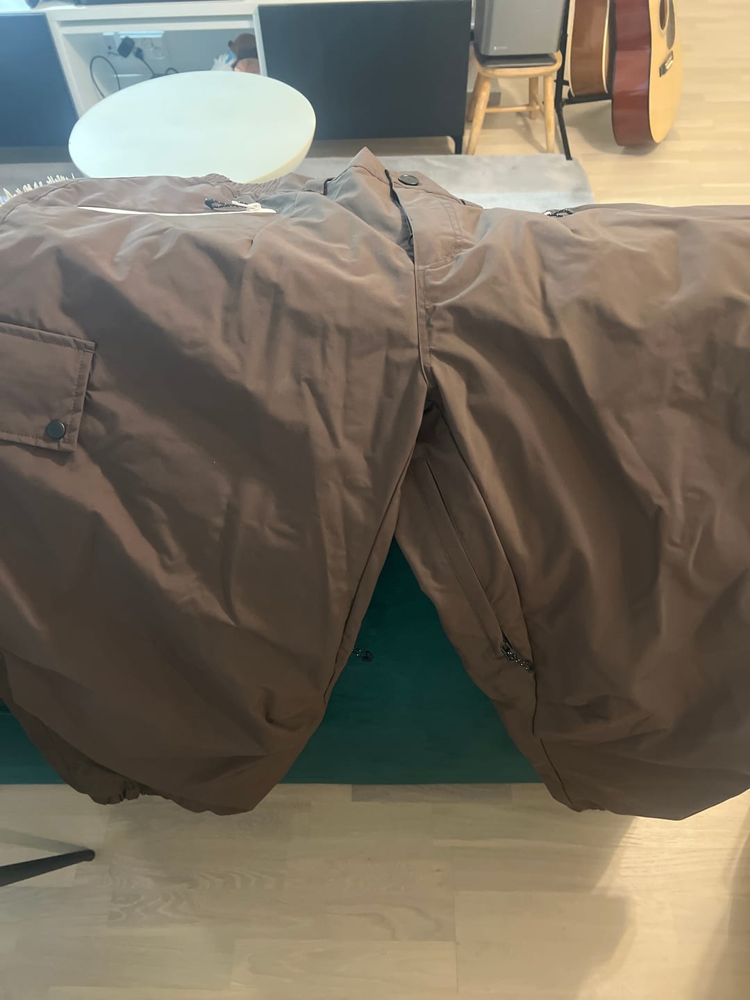 Customer photo review of Women's Coffee Baggy Wear-resistant Waterproof Snow Pants