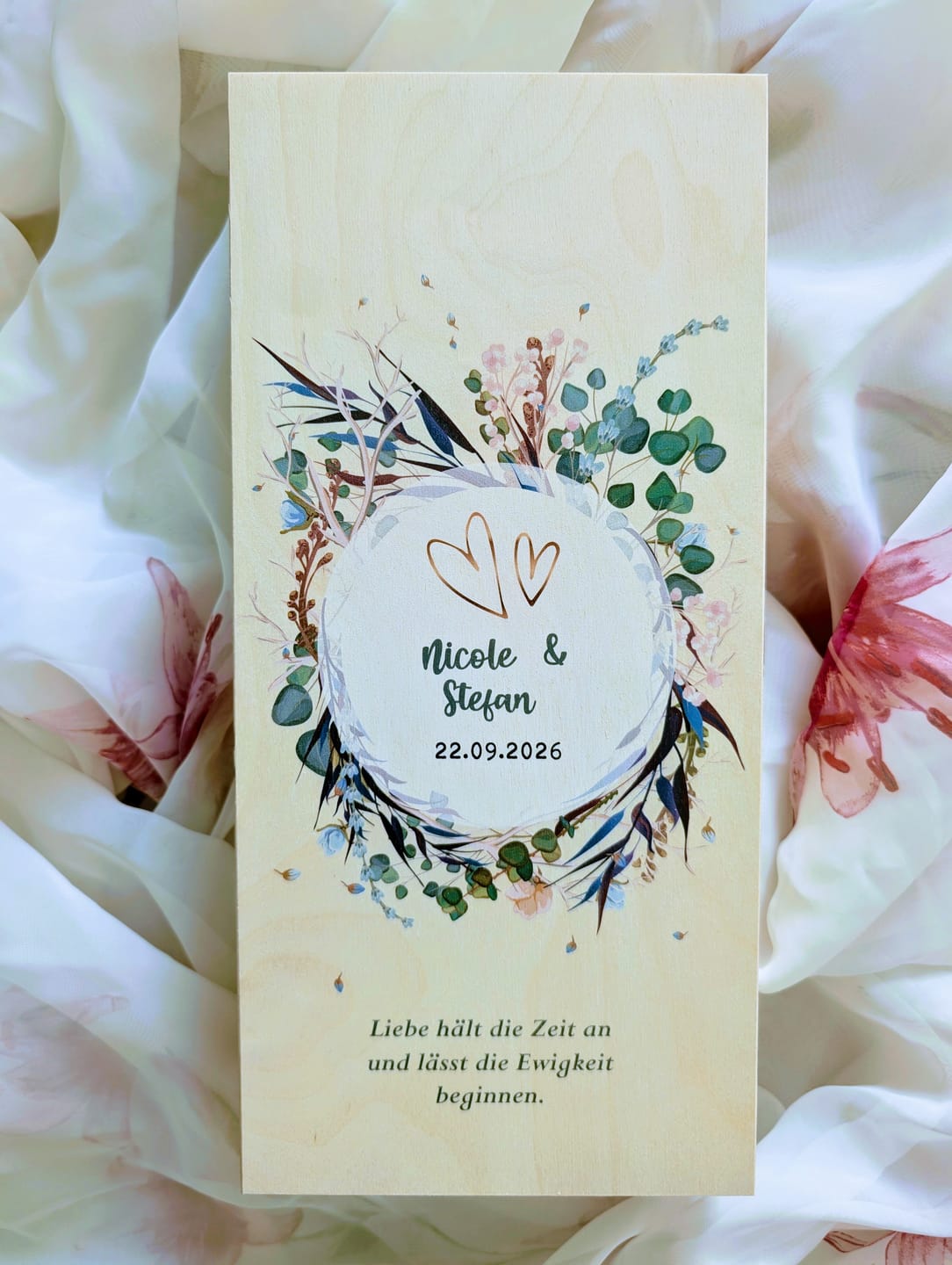 Customer photo review of Leonardo Sektgläser mit Gravur als Set - "Flower Wedding" Design inkl. bedruckter Holzkiste