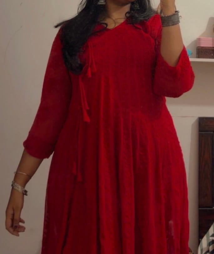Customer photo review of Red Long Georgette Angarakha