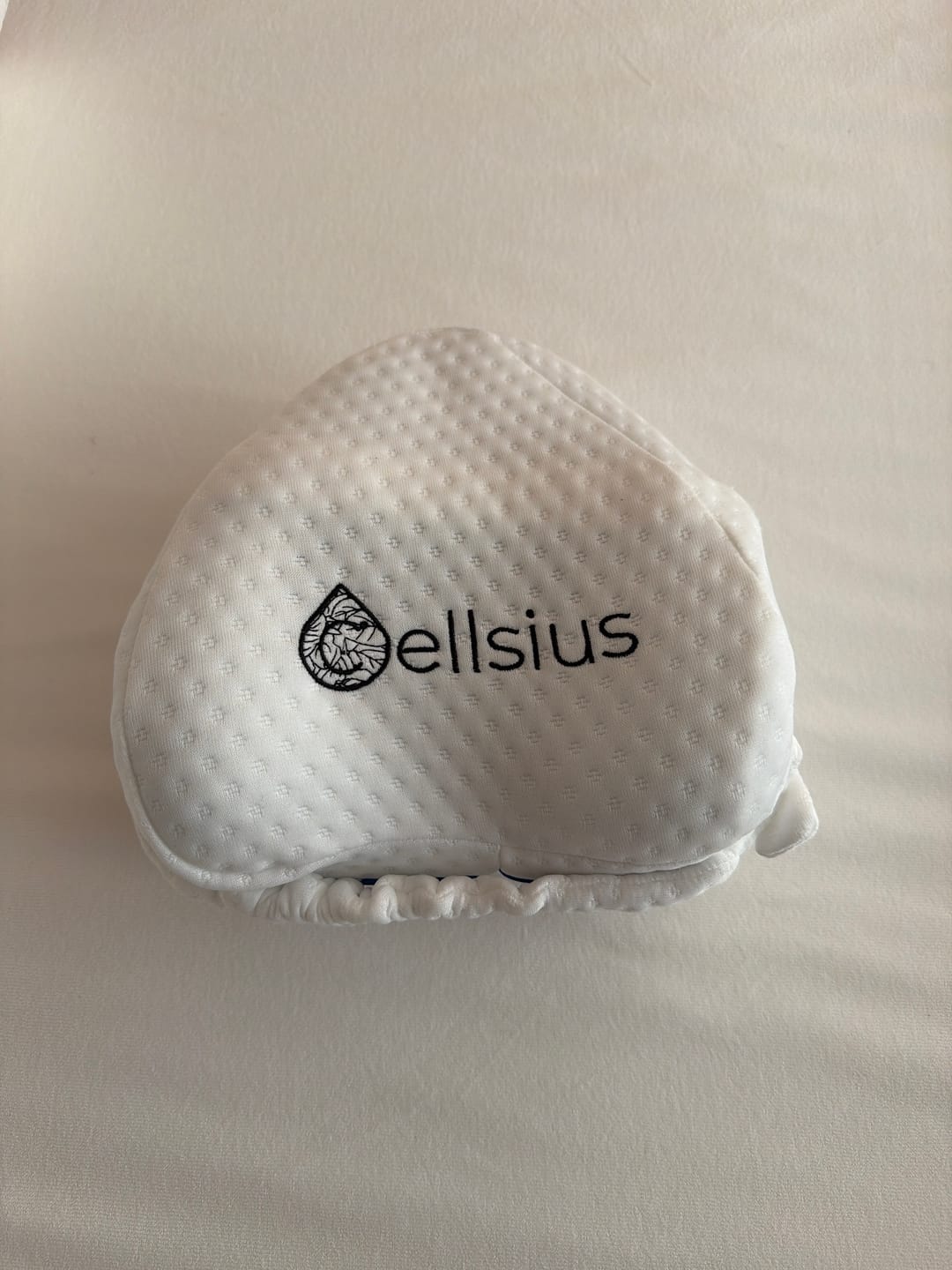 Customer photo review of Cellsius Orthopädisches Kniekissen - Das Geheimnis eines schmerzfreien Schlafs