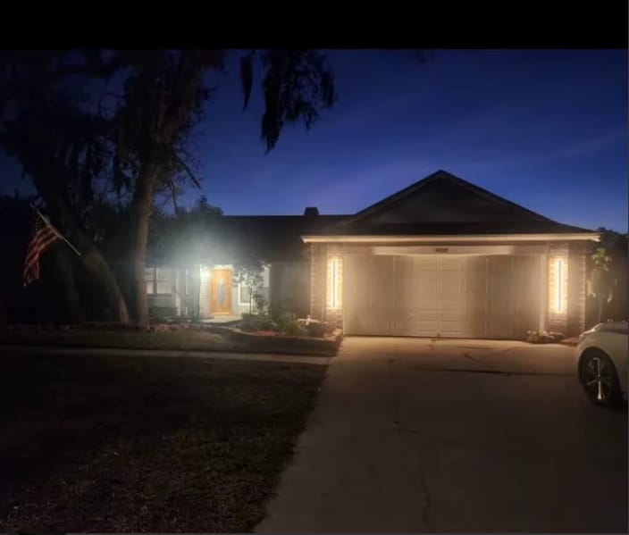 Customer photo review of Outdoor Vertical Linear LED Wall Light | Long Strip Garden Wall Lamp