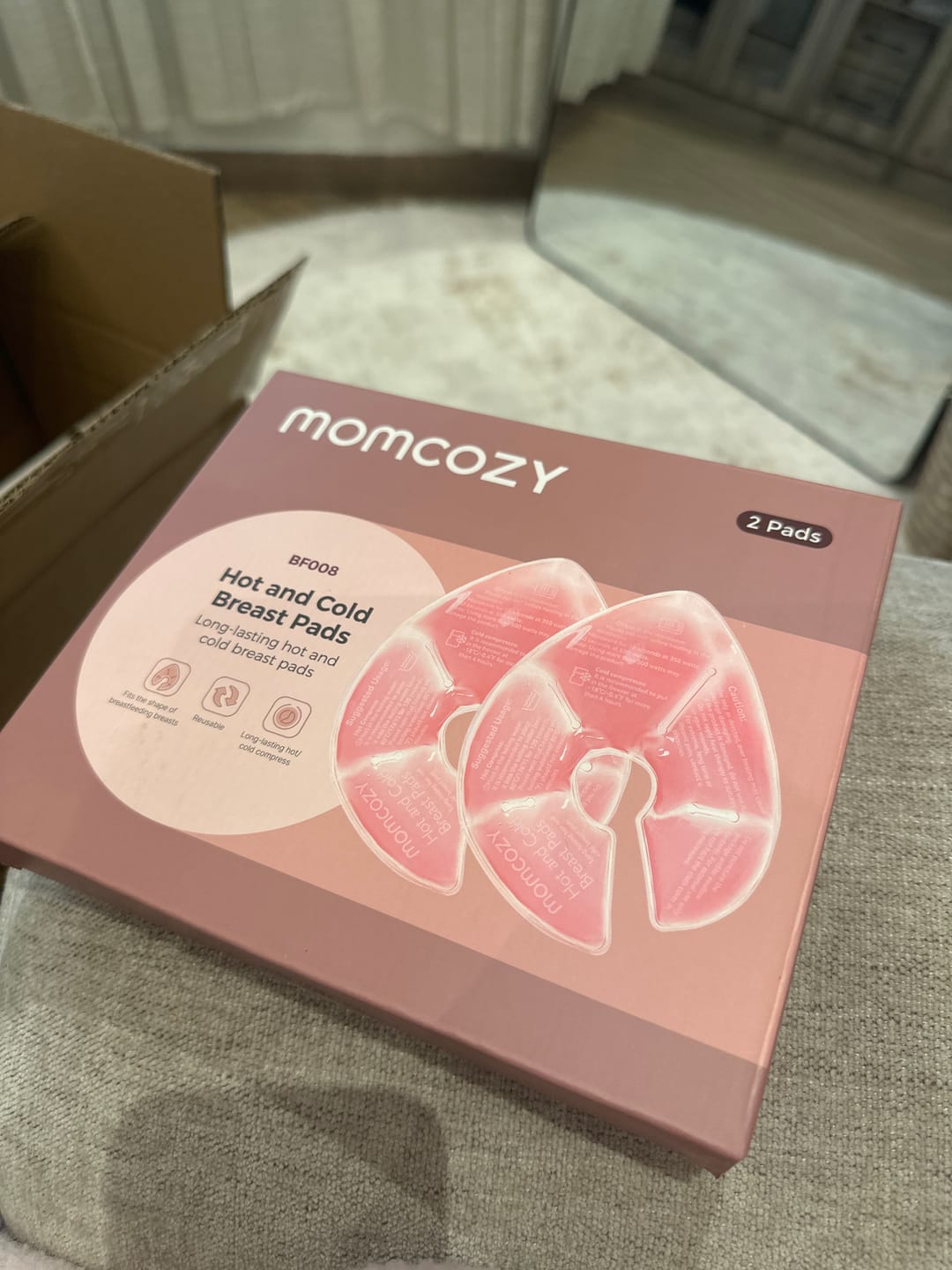 Customer photo review of Momcozy Hot and Cold Breast Pads, 2 Pads