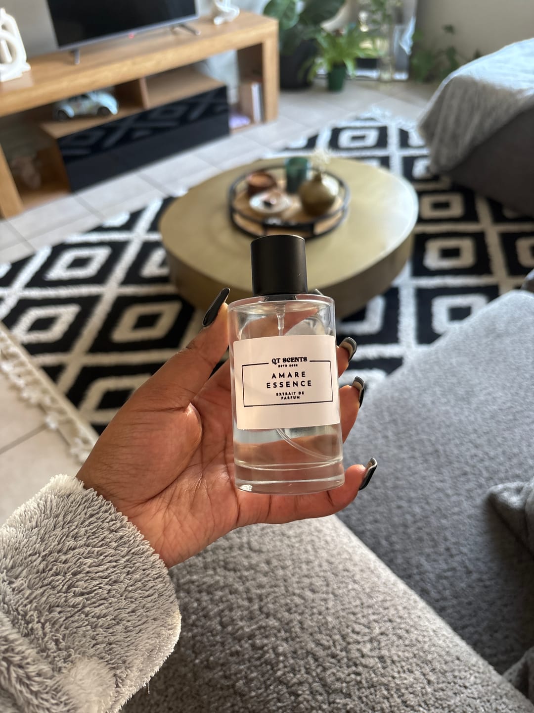 Customer photo review of Amare essence for women