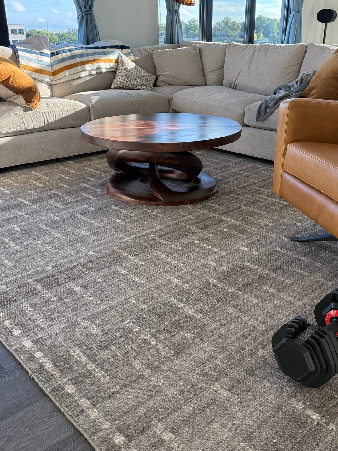 Customer photo review of Round Coffee Table With Twisted Pedestal For Luxury Living Room
