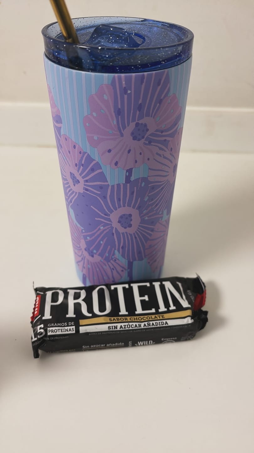Customer photo review of Tumbler Celeste Líneas Flores