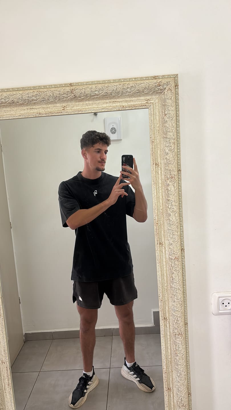Customer photo review of BORN TO FAILURE | Vintage Oversized Tee