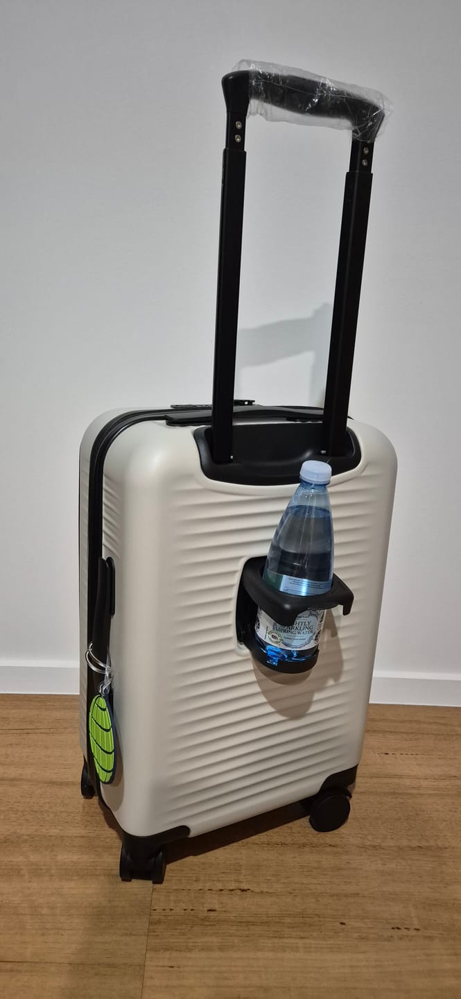 Customer photo review of Tosca Zen Front Opening Hardside Carry-On Spinner Suitcase - 53cm - Stone