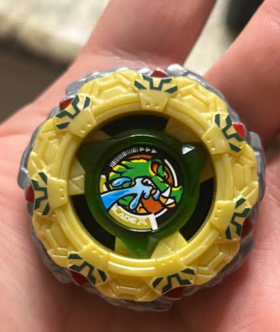 Customer photo review of [Pre-Order] Takara Tomy Beyblade X CX-19 Random Booster CrocoTread