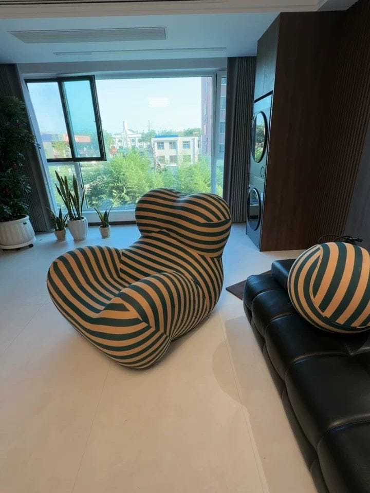 Customer photo review of Hiksnra Soft Form Lounge Chair