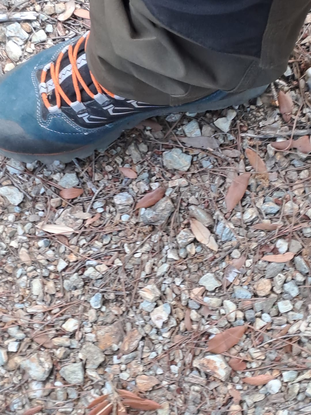 Customer photo review of Scarpone Trezeta Aoraki WP Uomo Impermeabile con Suola Vibram Grigio/Grigio