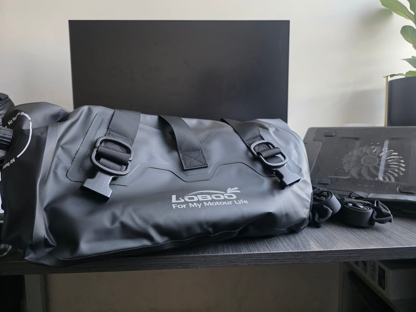 Customer photo review of LOBOO 20L Magnetic Roll-Top Motorcycle Tail Bag | IPX6 Waterproof Dry Duffel with Air Valve