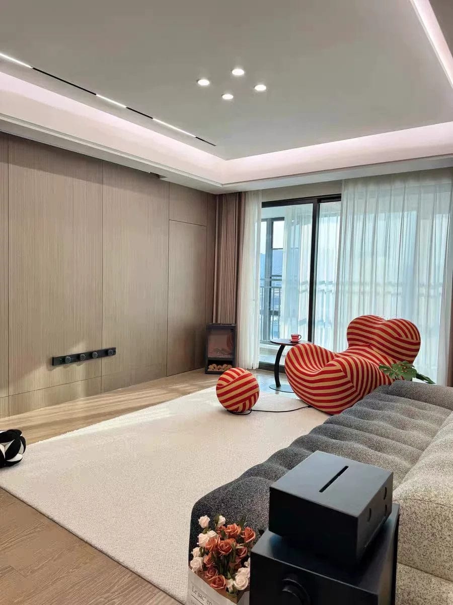 Customer photo review of Hiksnra Soft Form Lounge Chair