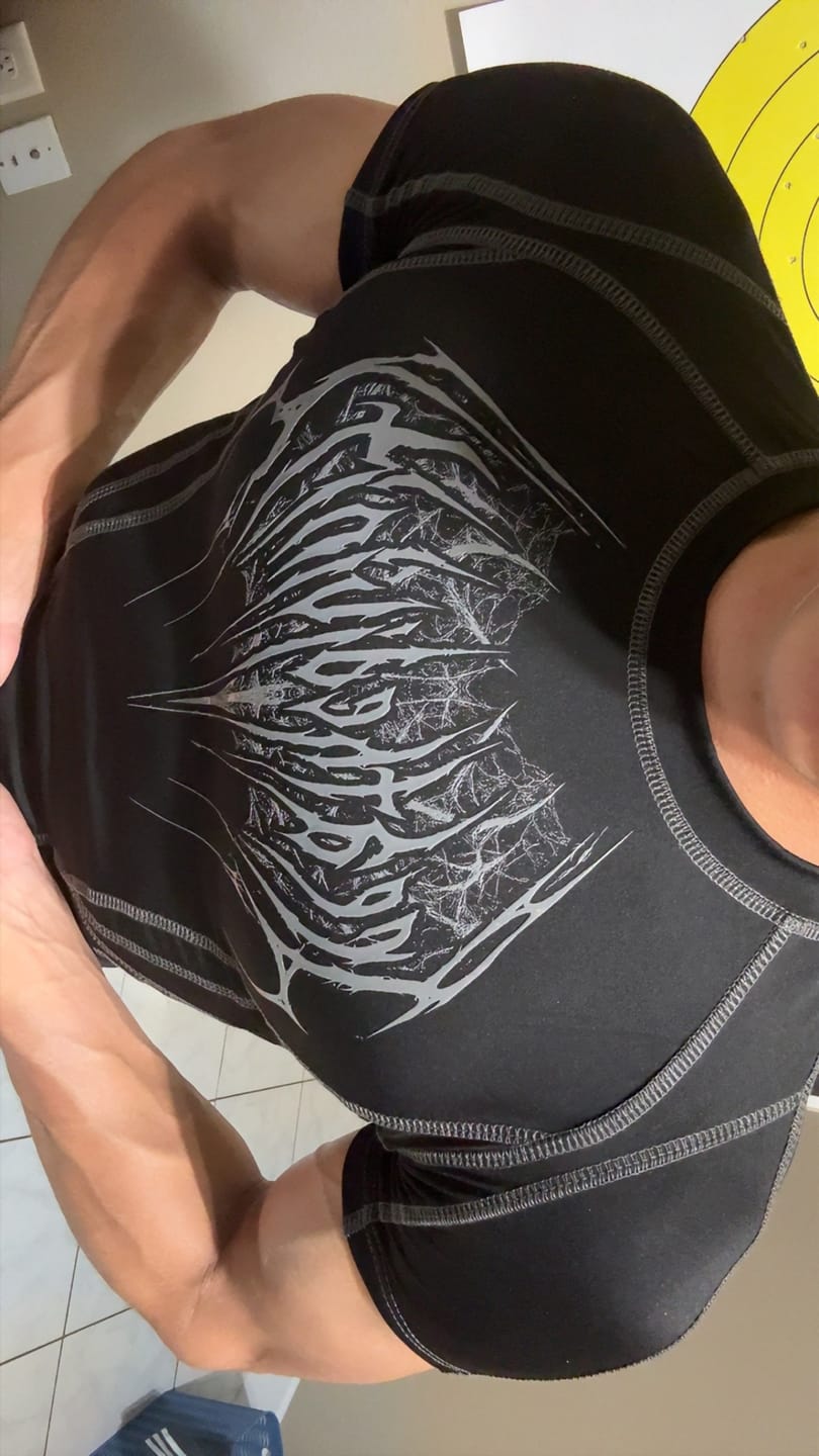 Customer photo review of Void Tech™ Arachnid Venom Texture shortsleeve Compression [VOID BLACK]