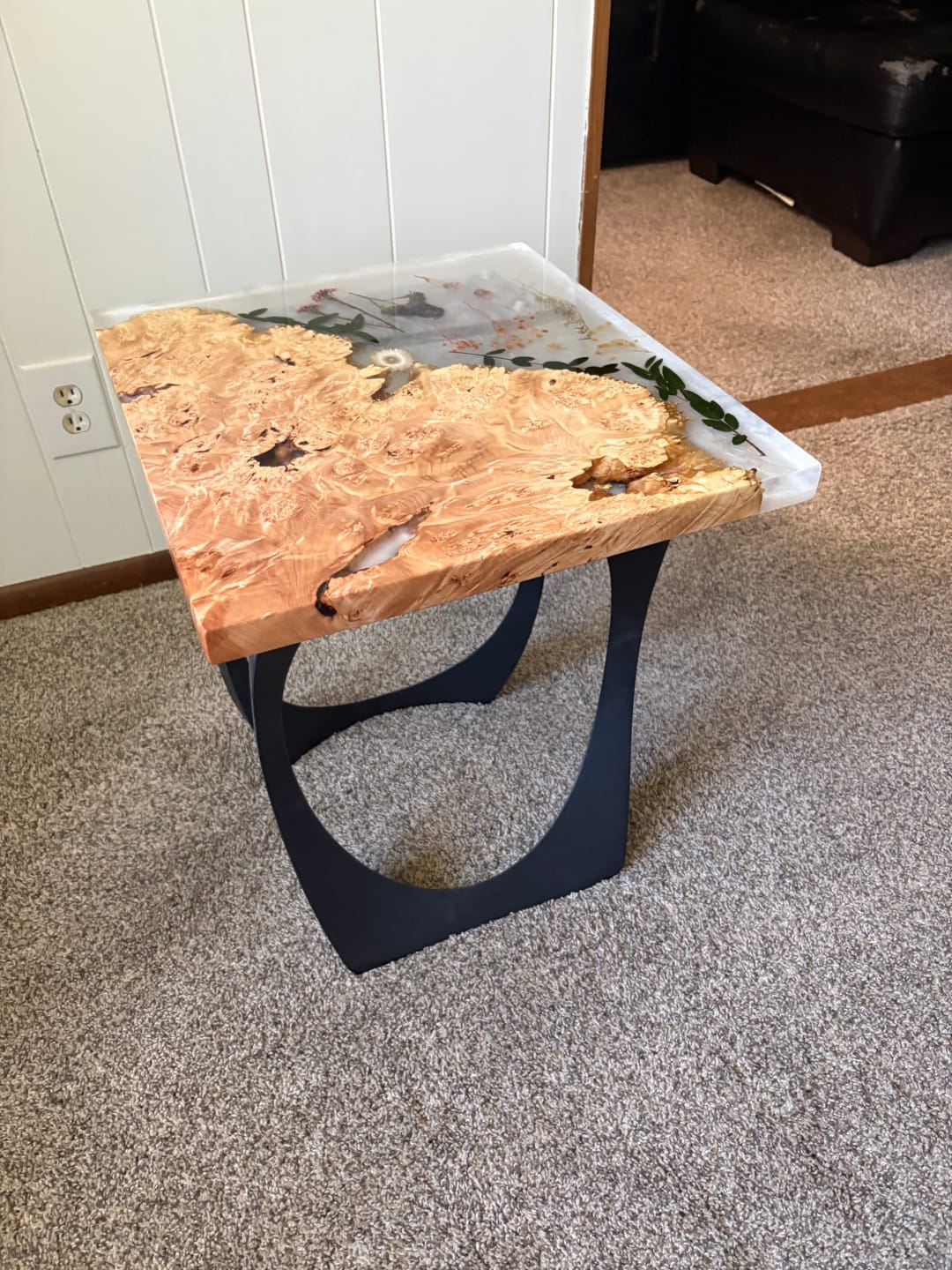 Customer photo review of End Table Legs 218 Cleo 20" H Unique Metal Furniture