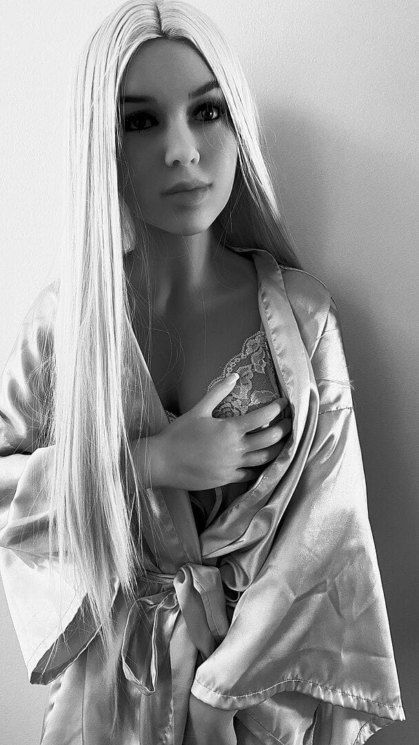 Customer photo review of Anastasia Premium TPE Sex Doll