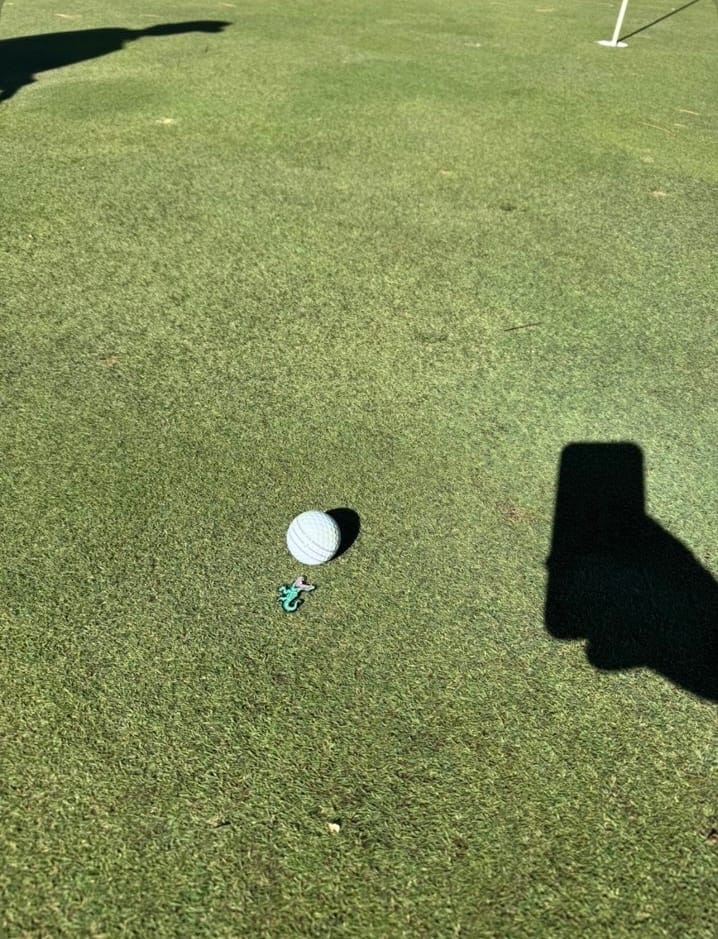 Customer photo review of Alligator - Ball Marker