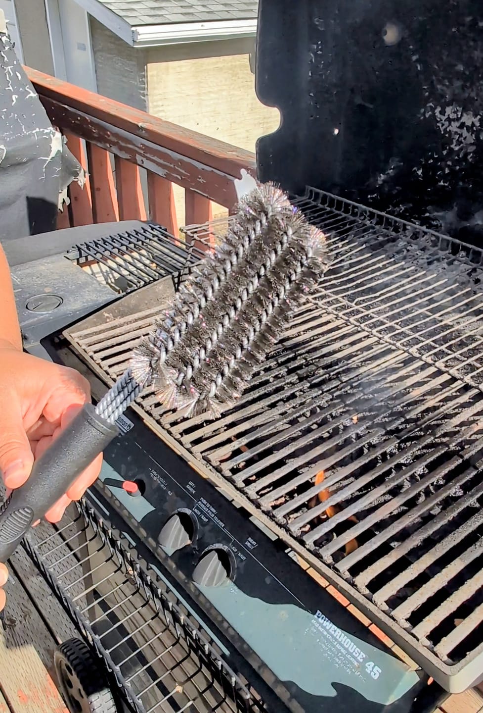 Customer photo review of Brander The Threesome Grill Brush