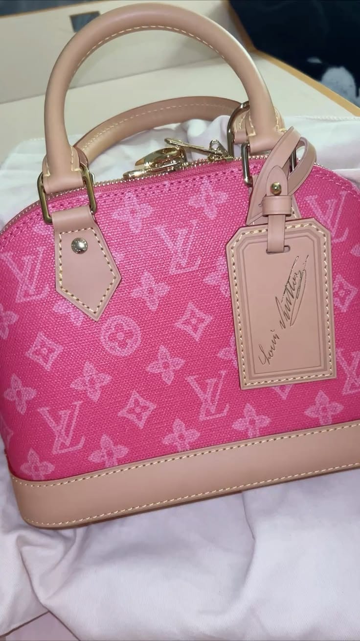 Customer photo review of Alma BB Bag