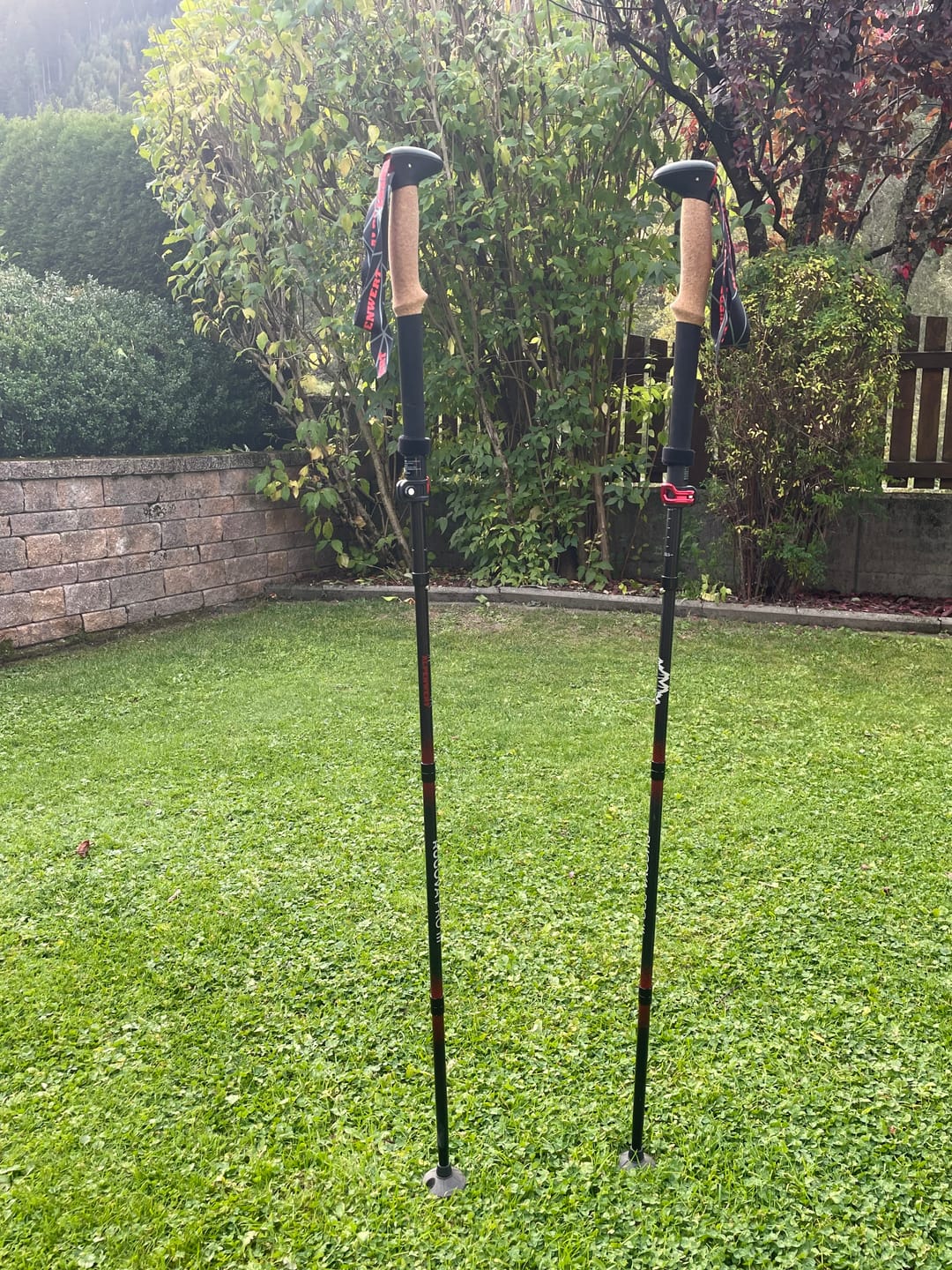 Customer photo review of Wanderstöcke Rugova Pro 3 faltbar & höhenverstellbar – Leicht & stabil