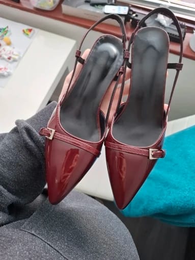 Customer photo review of High-Heeled Shoes