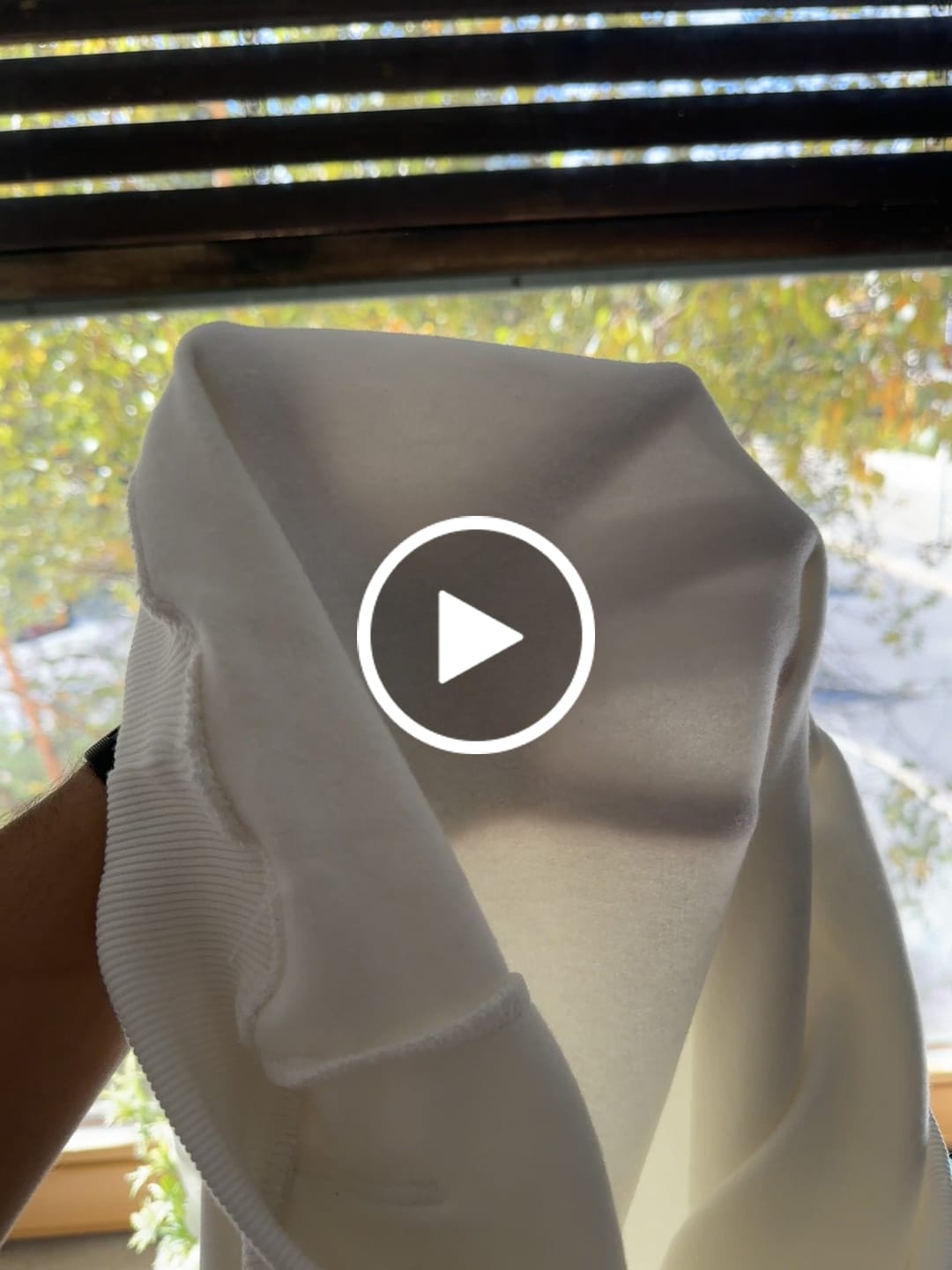 Customer video review of Hoodie Premium Blanks 330GSM Off white