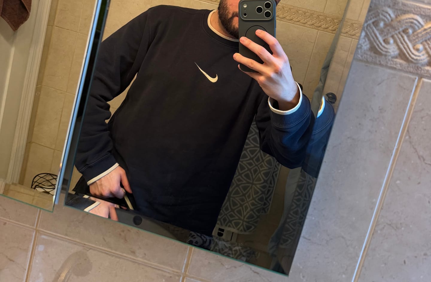 Customer photo review of RARE 2000s Heavyweight Nike Sweatshirt Navy - (L)