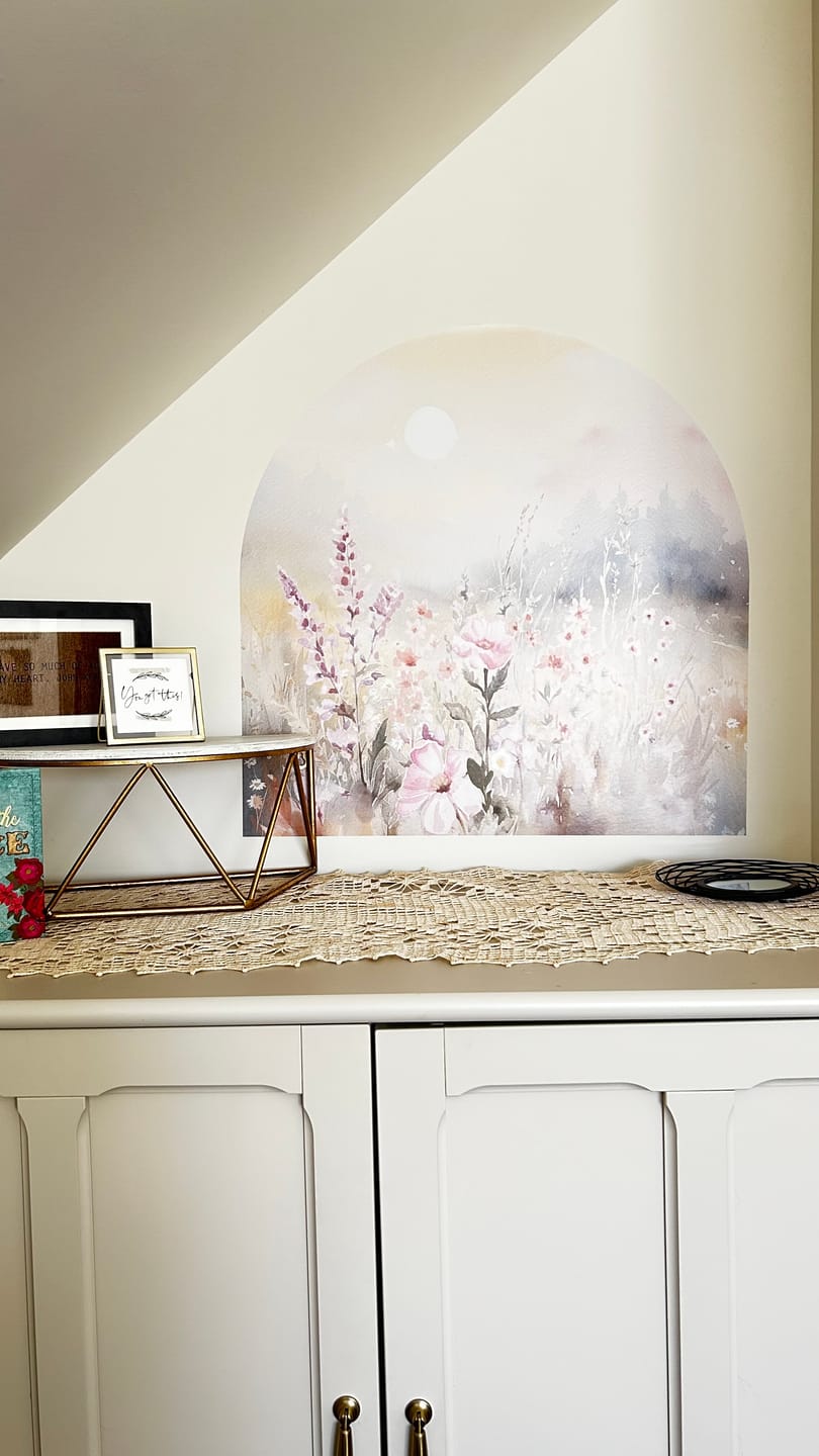 Customer photo review of Watercolor Wildflowers Arch Decal